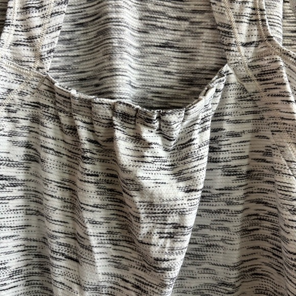 Lululemon Ruffle Tank - Picture 8 of 9